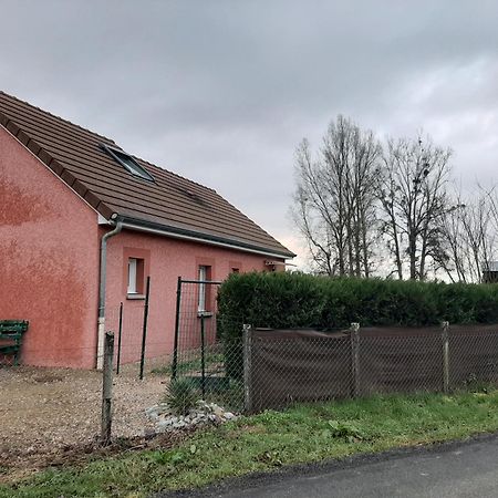 Maison à la Campagne à 2km du Circuit de Bresse Sagy  Extérieur photo
